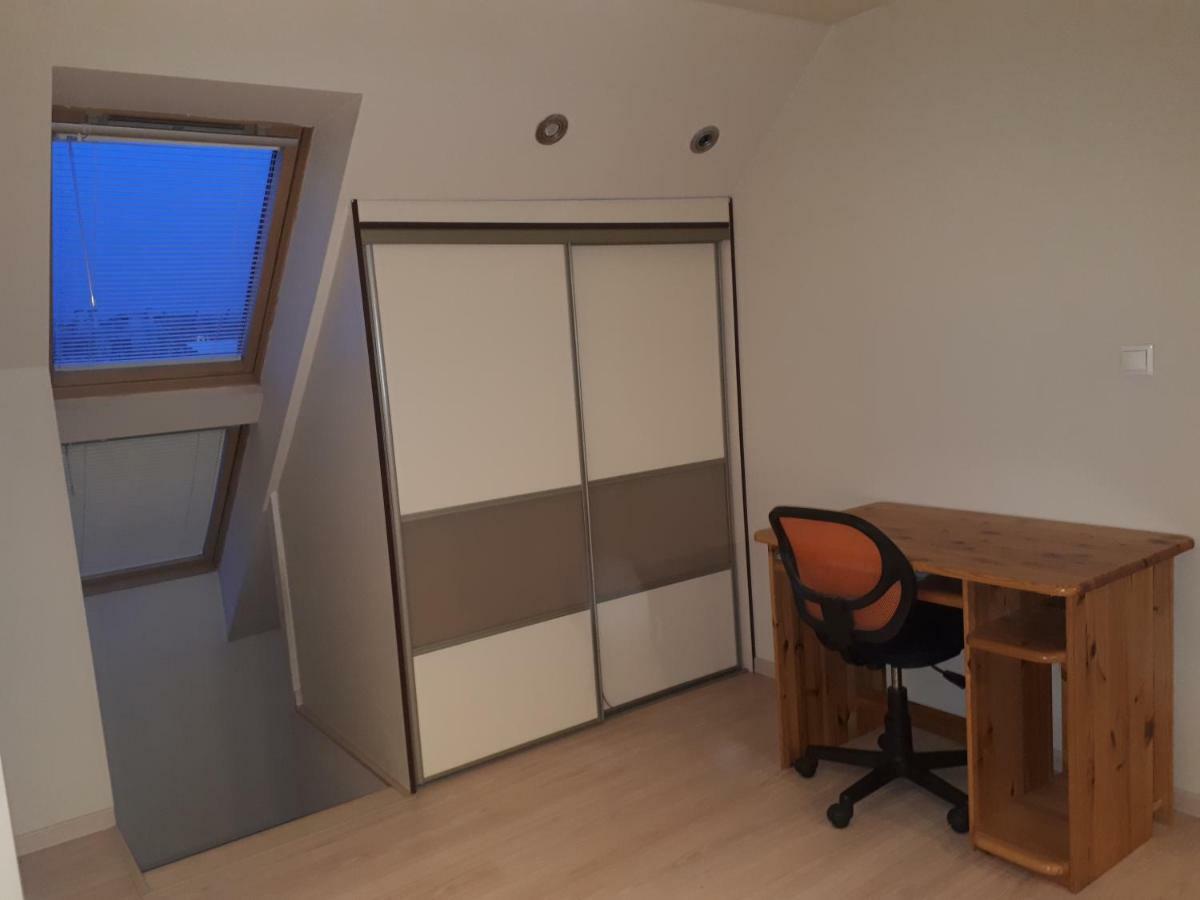 Utulny Apartman V Bratislava 15 Luaran gambar